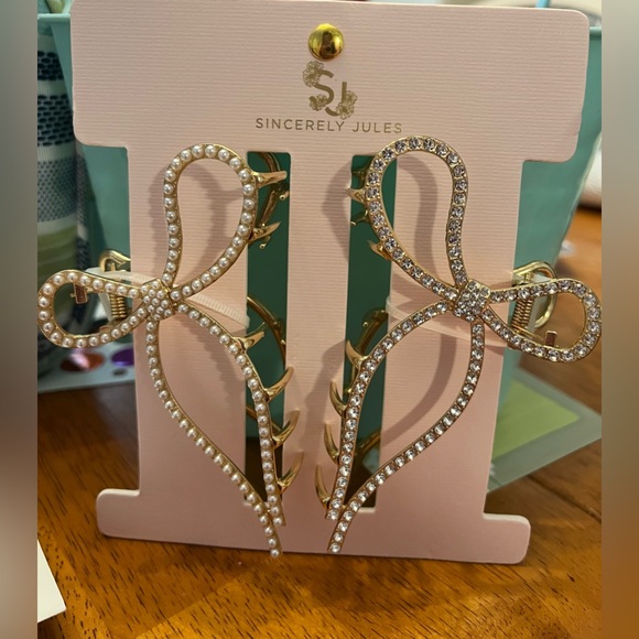 Sincerely Jules Bow Hair Clip Set/ Pearl and Rhinestone - Picture 1 of 4